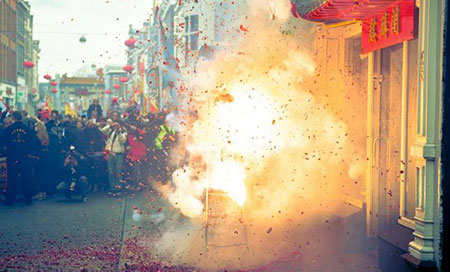 explota un tienda de fuegos artificiales Mueren cinco personas tras explotar una tienda de fuegos artificiales